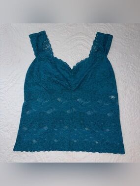 Y2K Fitted Lace Tank Top. Teal. Size: Large.
